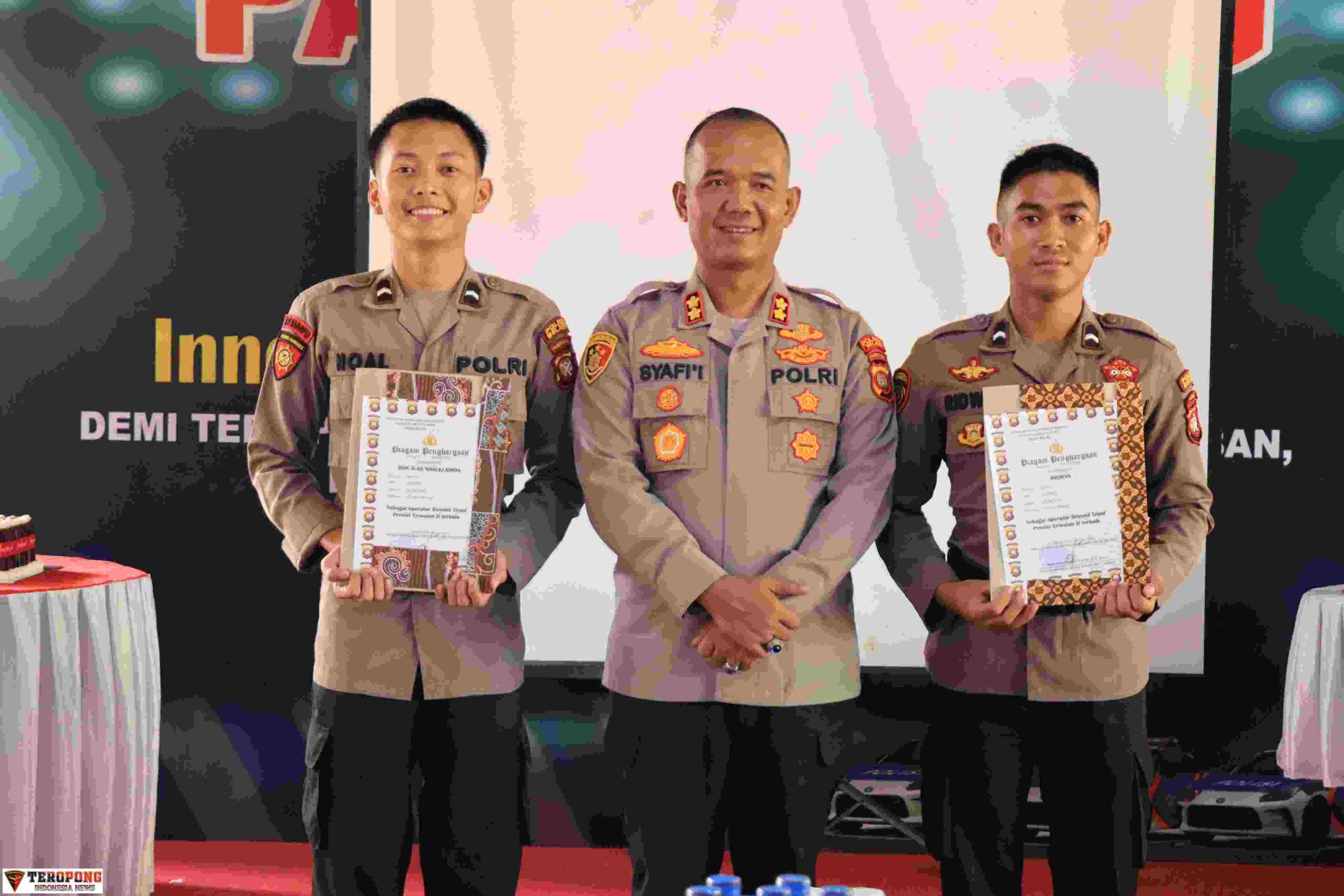 Gedung Polres Melawi